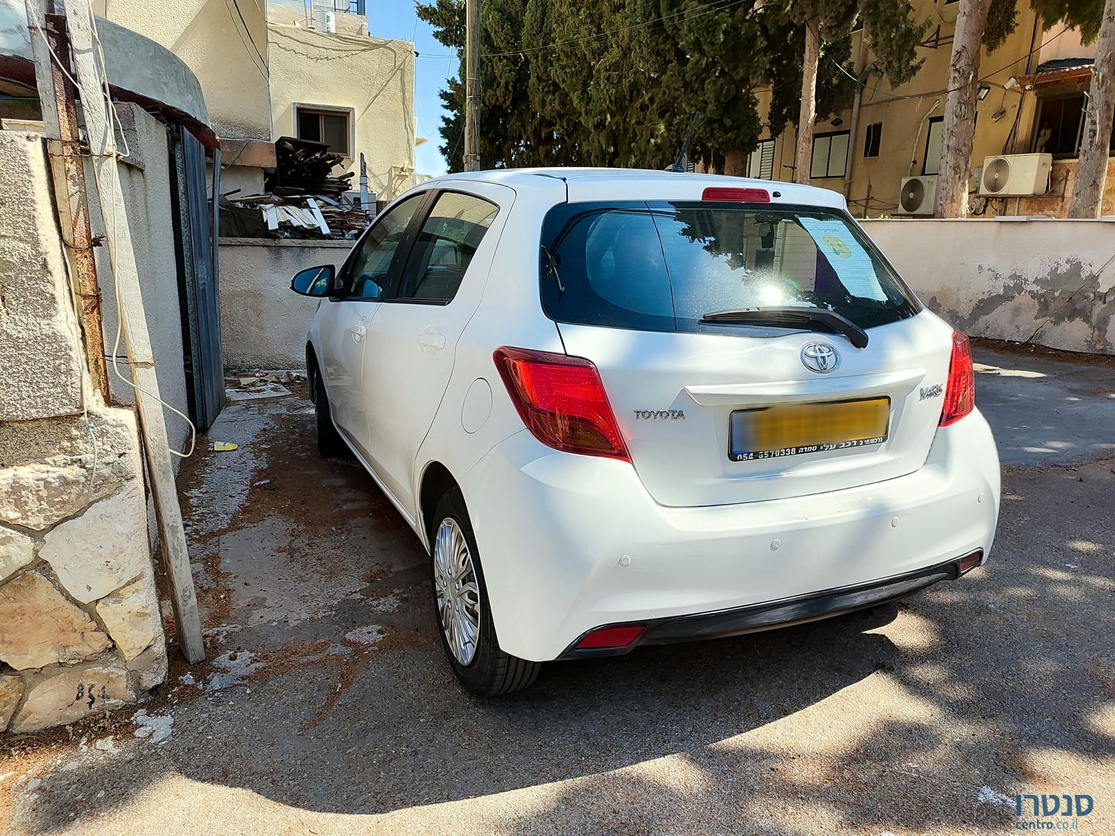 2015' Toyota Yaris טויוטה יאריס photo #5