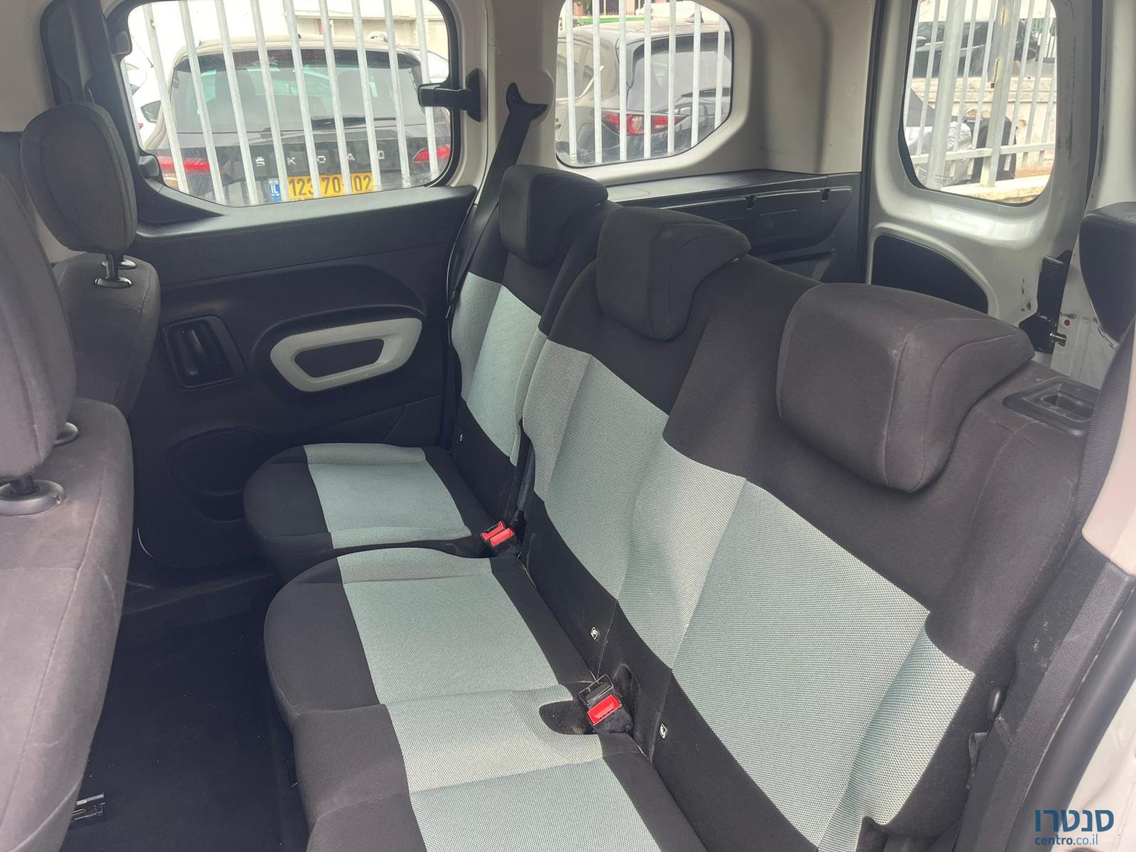 2020' Citroen photo #4