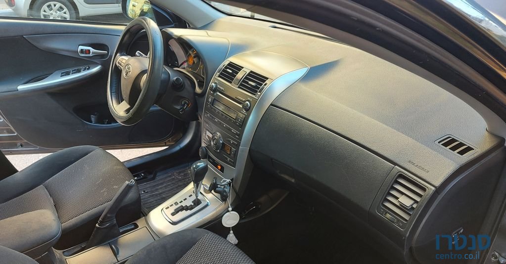 2011' Toyota Corolla טויוטה קורולה photo #5