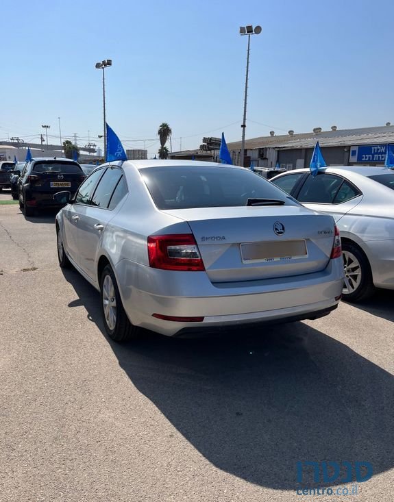 2019' Skoda Octavia סקודה אוקטביה photo #4