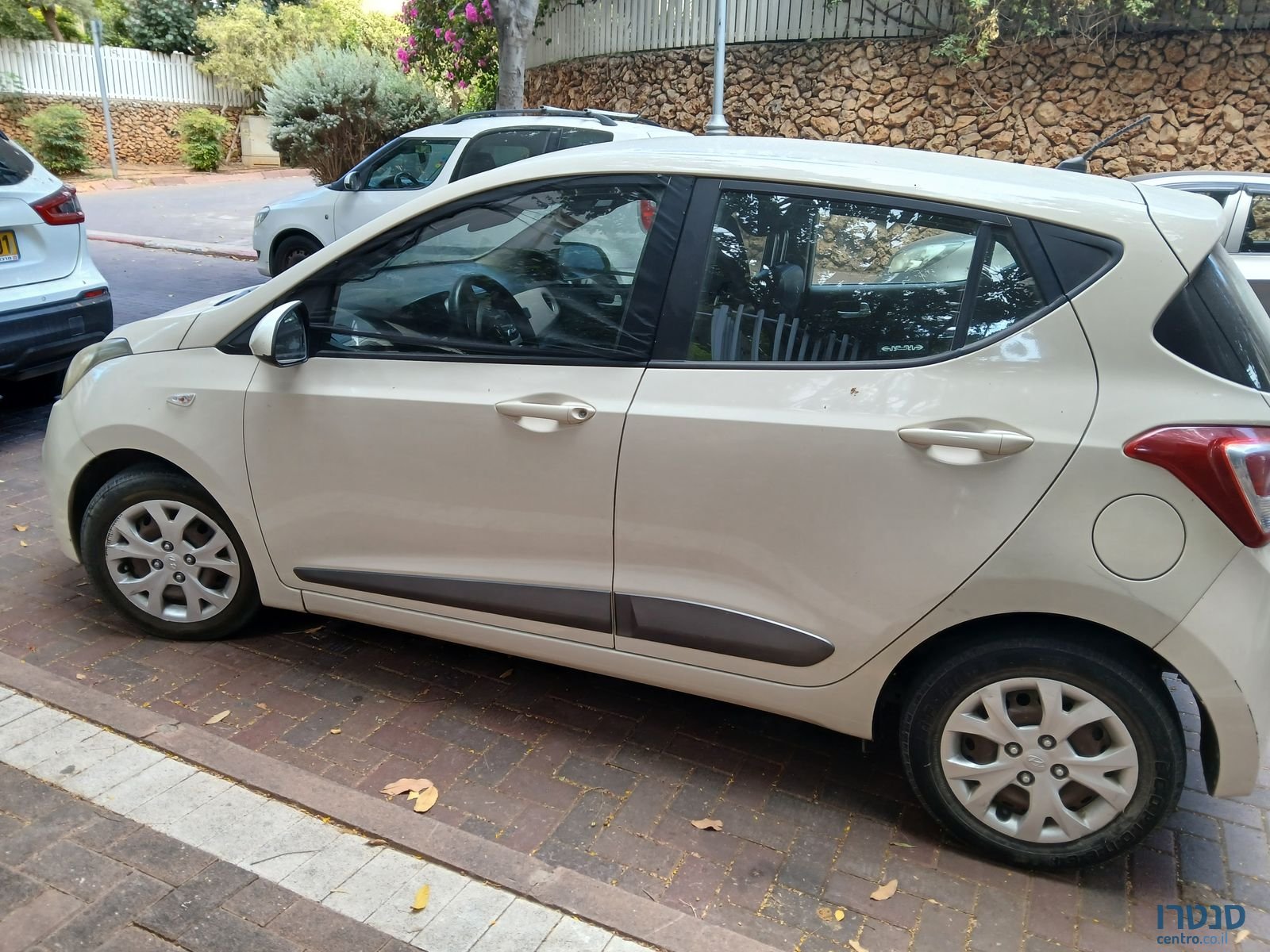 2014' Hyundai i10 יונדאי photo #2