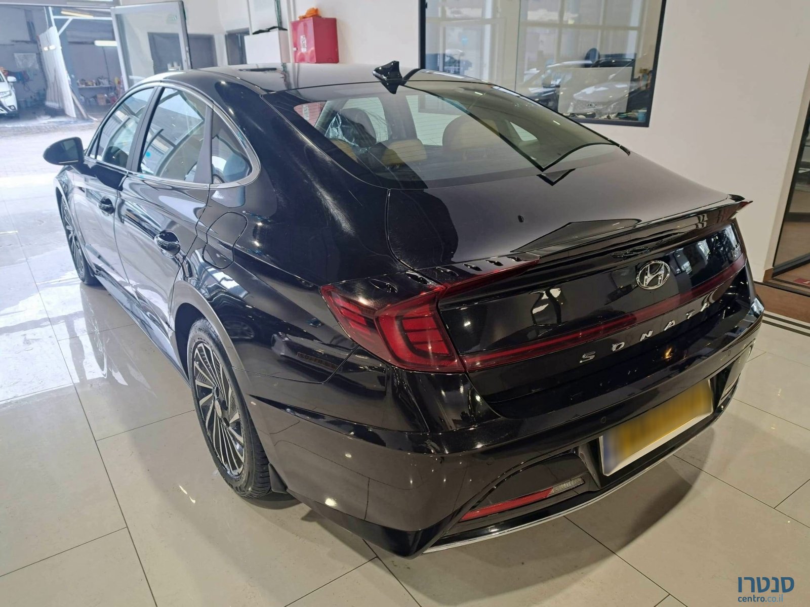 2021' Hyundai Sonata photo #4