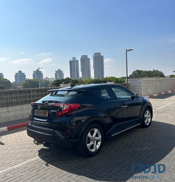 2019' Toyota C-HR טויוטה photo #2