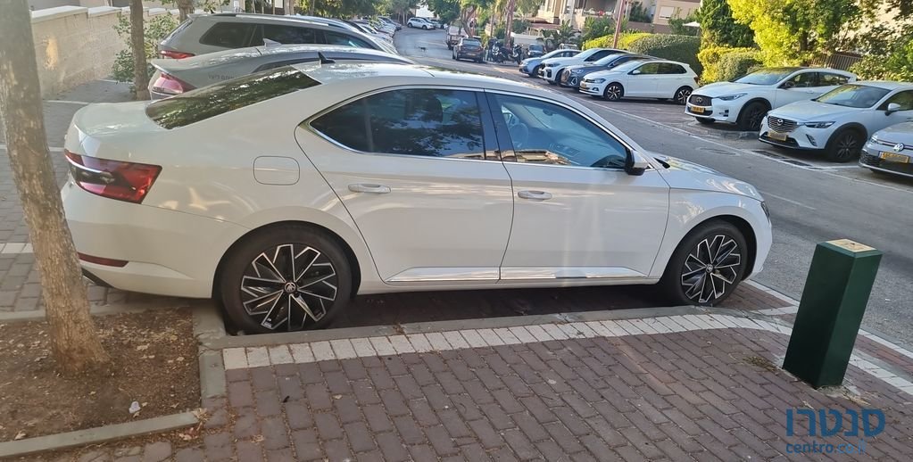 2022' Skoda Superb סקודה סופרב photo #3