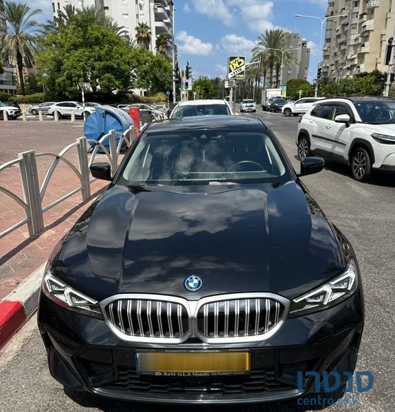 2024' BMW 3 Series ב.מ.וו סדרה 3 photo #1