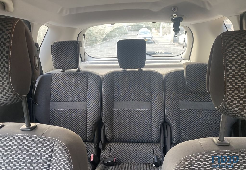 2012' Renault Scenic רנו סניק photo #5