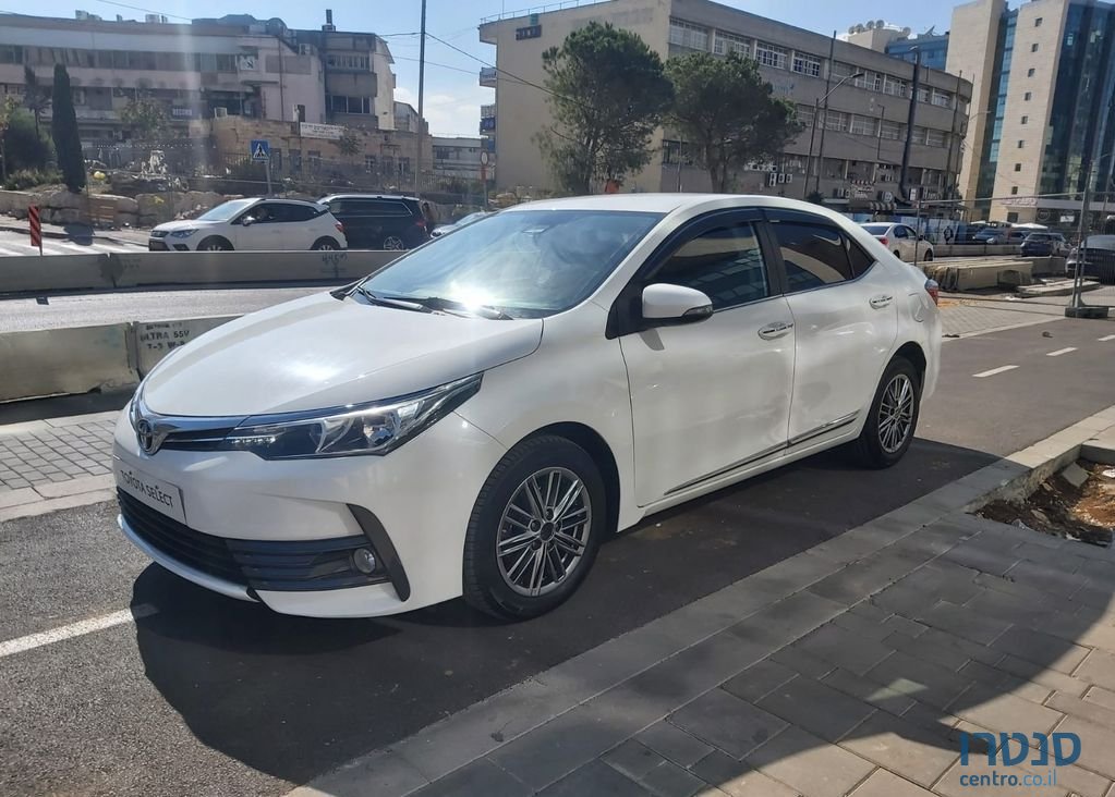 2017' Toyota Corolla טויוטה קורולה photo #1