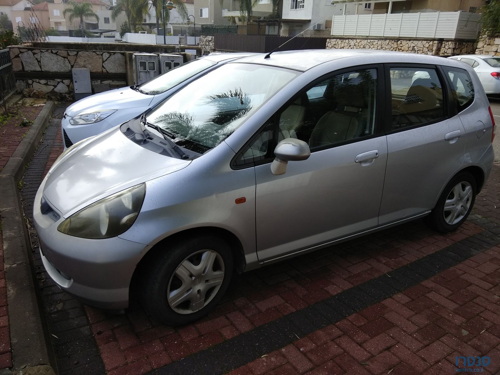 2002' Honda Jazz photo #1