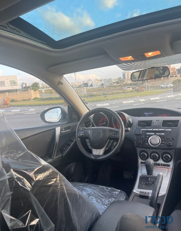2011' Mazda 3 מאזדה photo #3