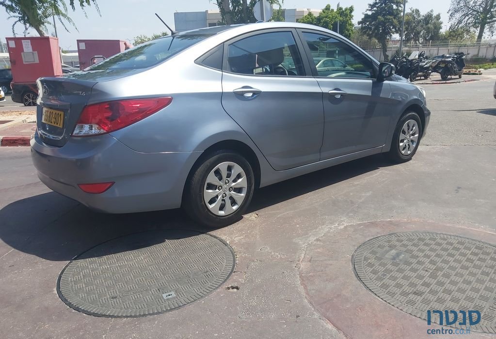 2017' Hyundai i25 יונדאי photo #2
