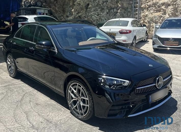 2022' Mercedes-Benz E-Class מרצדס photo #1
