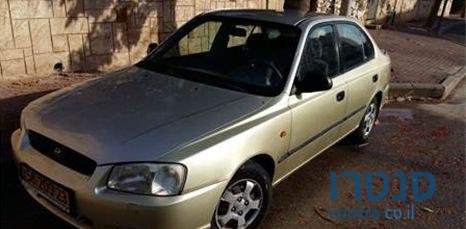 2000' Hyundai Accent Gl 1500 photo #2