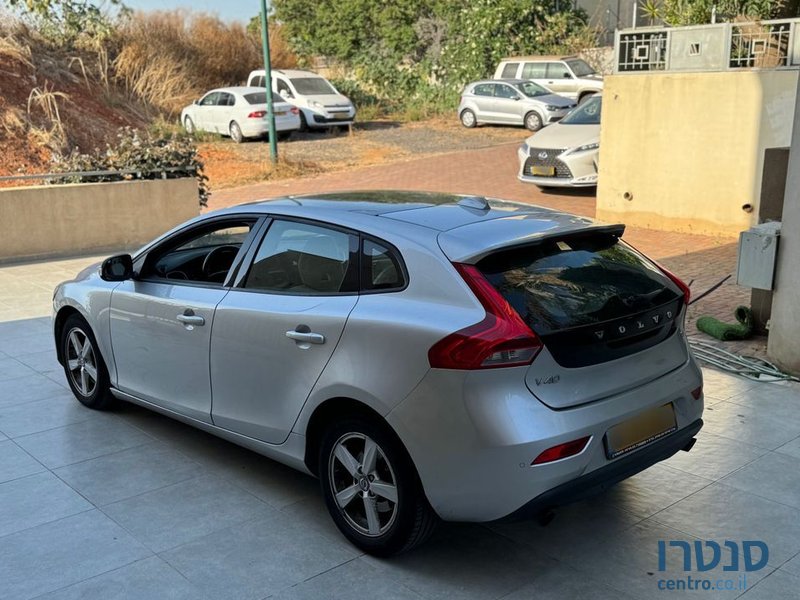 2014' Volvo V40 וולוו photo #6