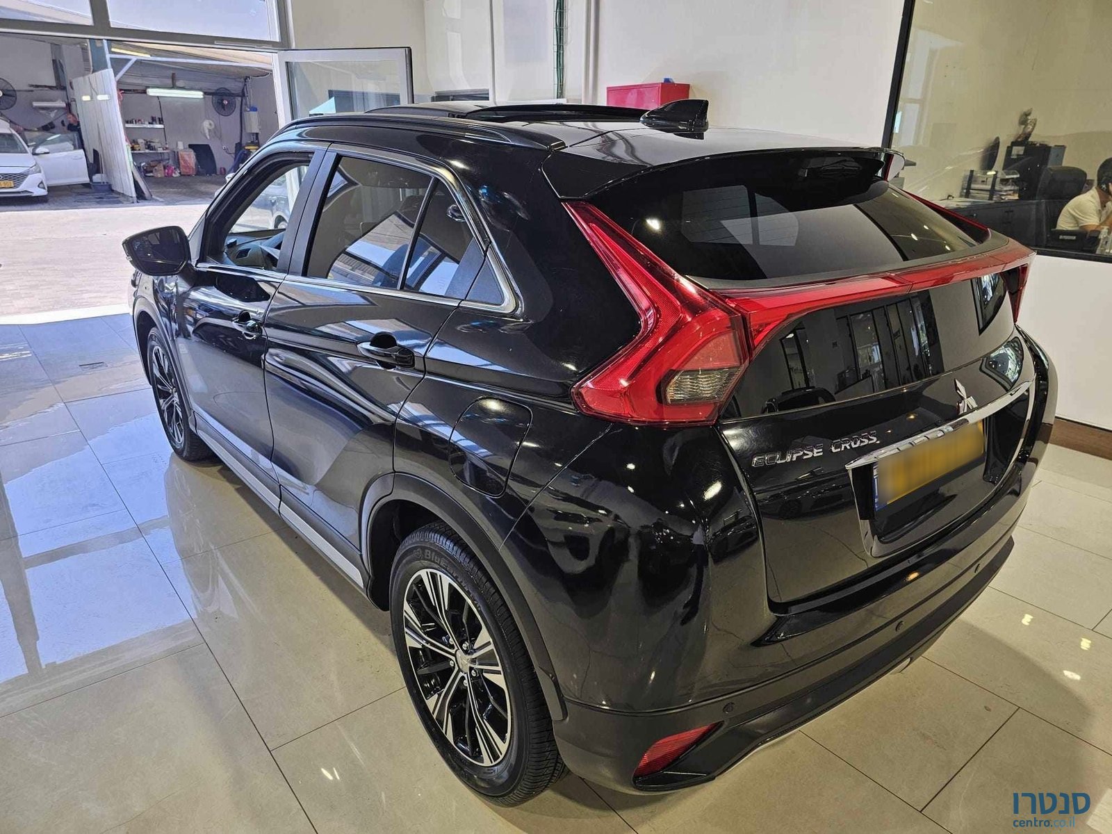 2020' Mitsubishi Eclipse Cross photo #4