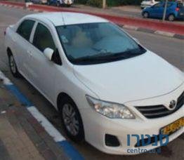 2011' Toyota Corolla טויוטה קורולה photo #3