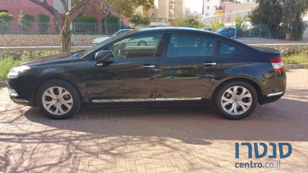 2011' Citroen C5 photo #1