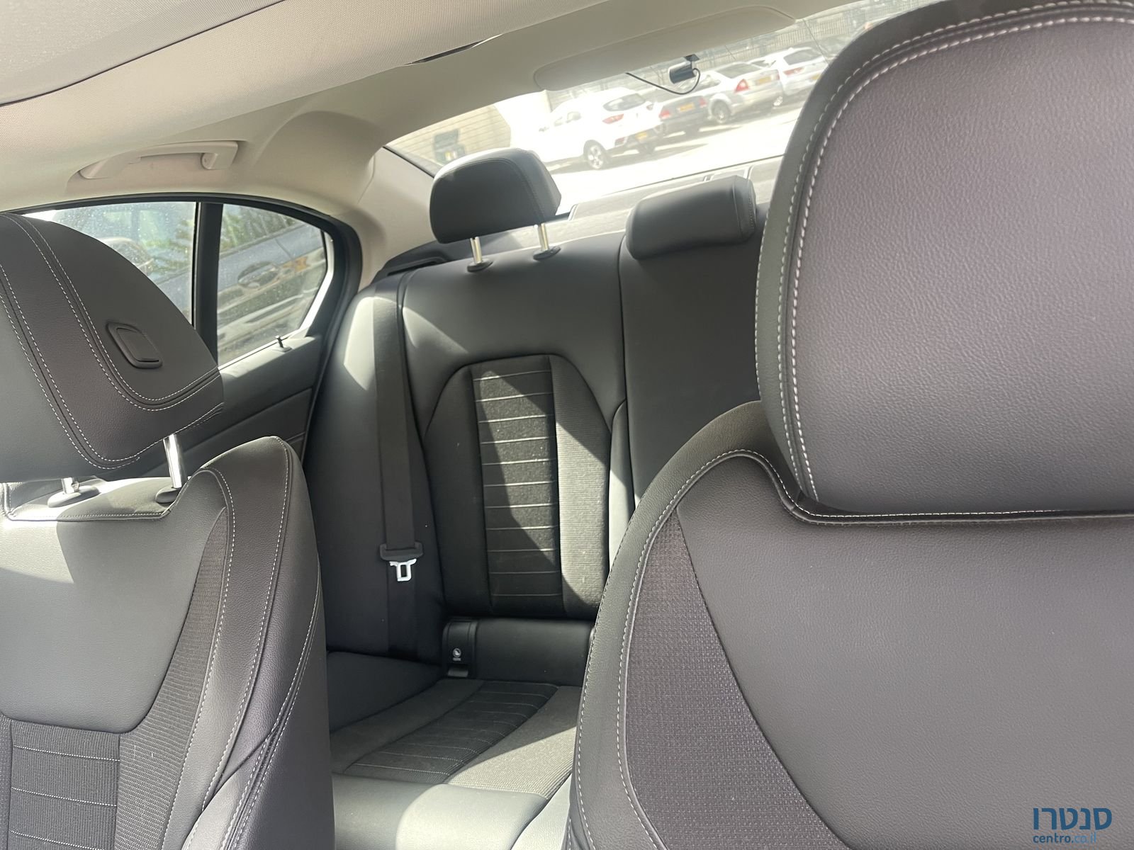 2022' BMW 320 ב.מ.וו photo #2