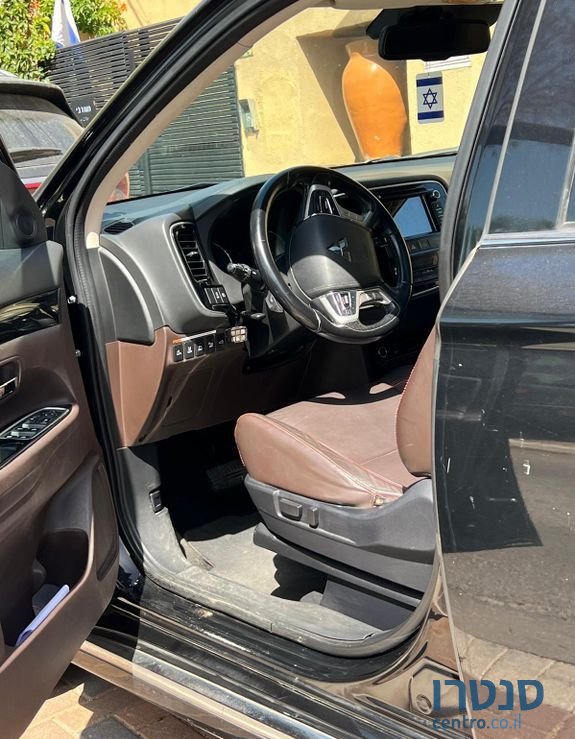 2017' Mitsubishi Outlander מיצובישי אאוטלנדר photo #5