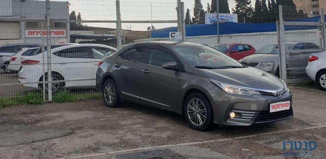 2018' Toyota Corolla טויוטה קורולה photo #2