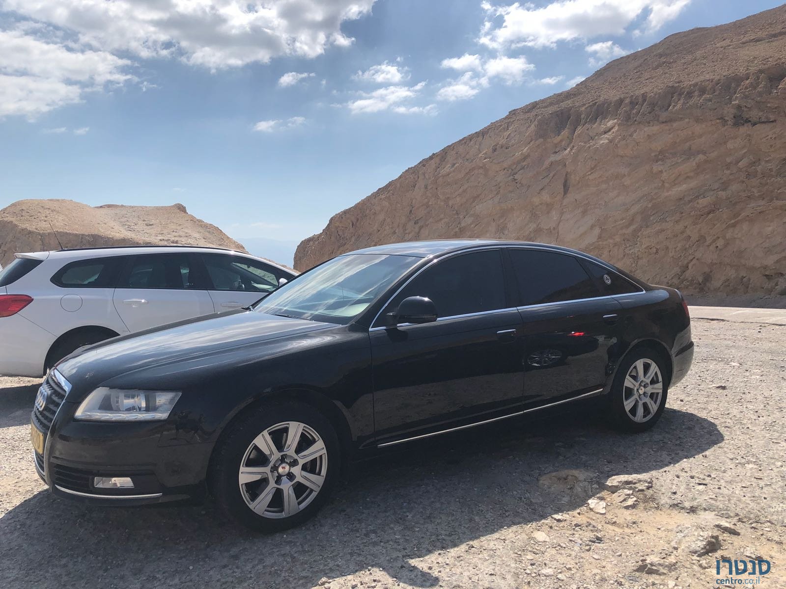 2010' Audi A6 C6 photo #1