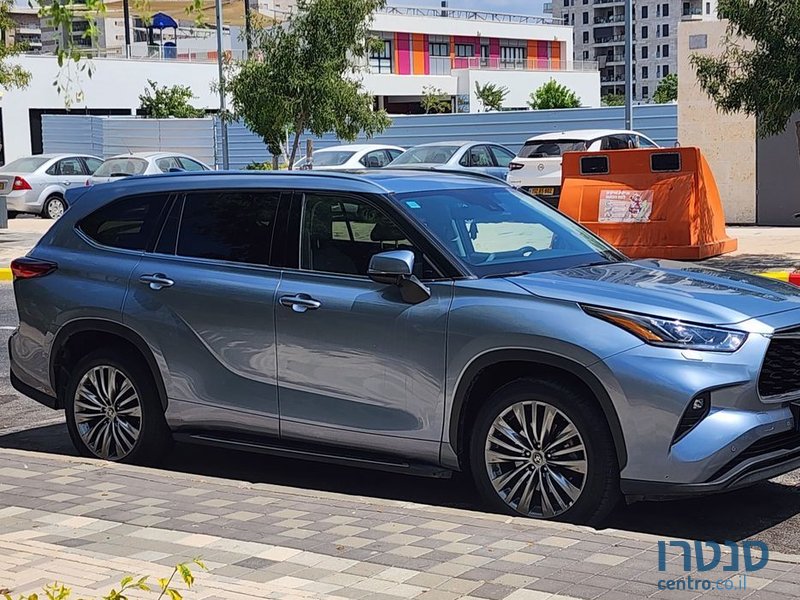 2022' Toyota Highlander טויוטה היילנדר photo #3