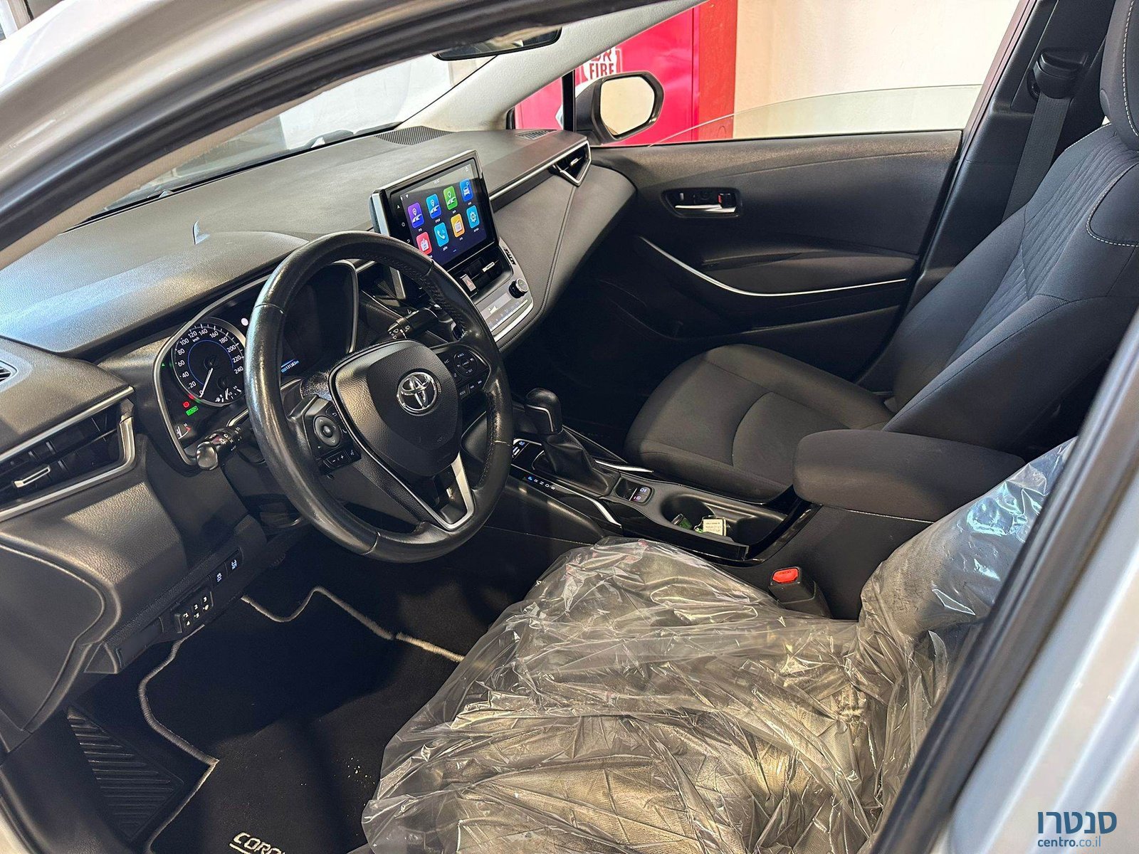 2020' Toyota Corolla photo #5