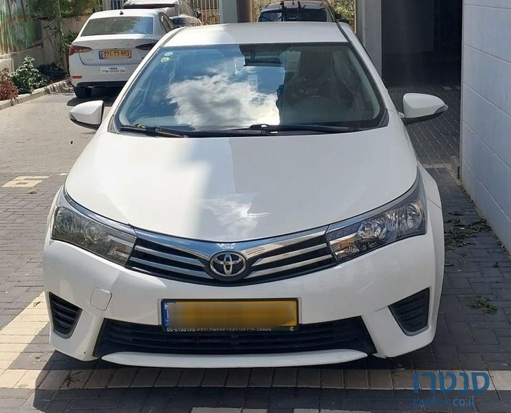 2015' Toyota Corolla טויוטה קורולה photo #4