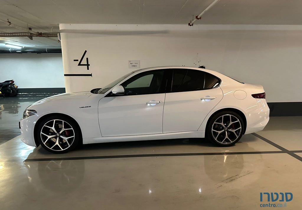 2022' Alfa Romeo Giulia אלפא רומיאו ג'וליה photo #4