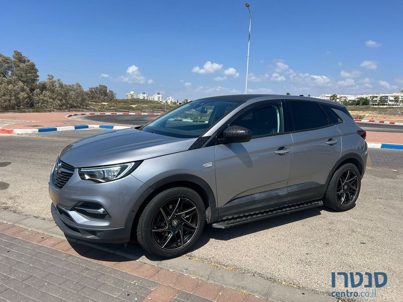 2018' Opel Crossland X photo #7