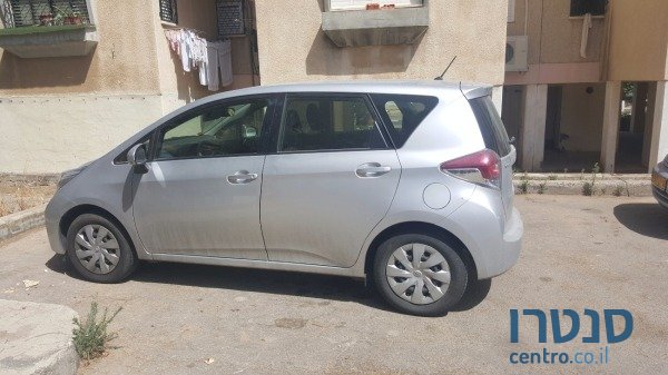 2014' Toyota Verso photo #3