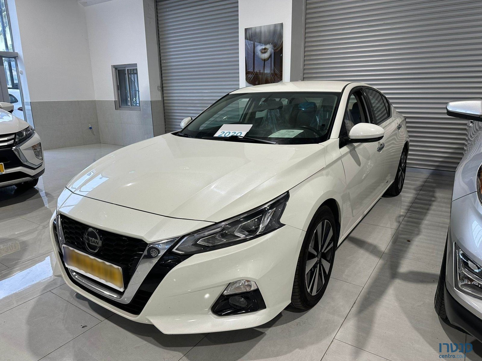 2020' Nissan Altima SV photo #1