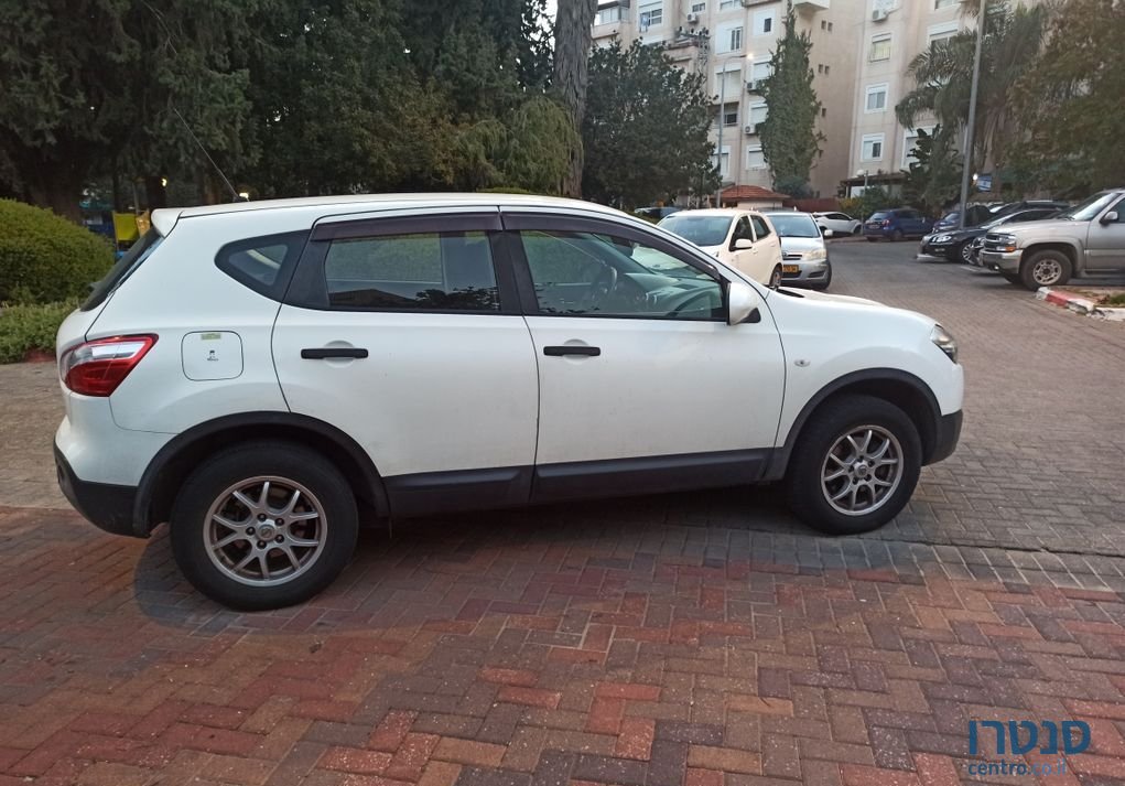 2014' Nissan Qashqai ניסאן קשקאי photo #2