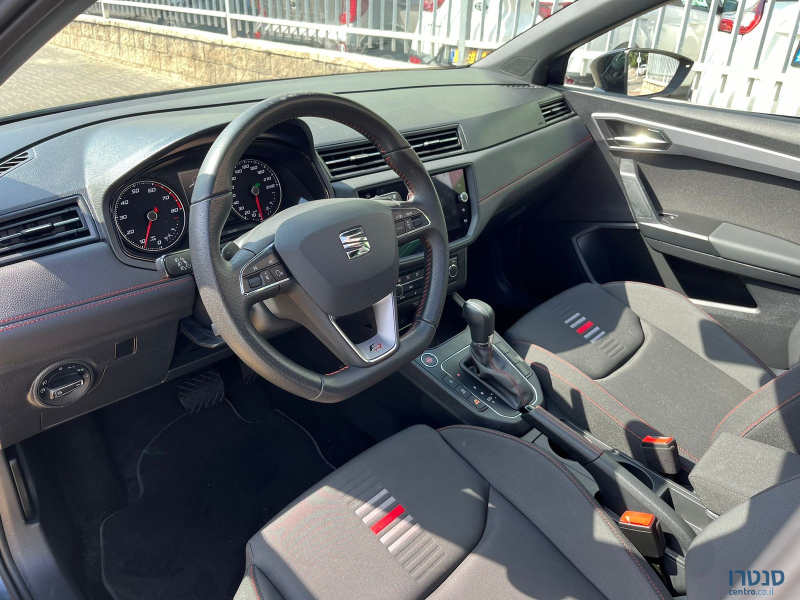 2020' SEAT Ibiza FR photo #3