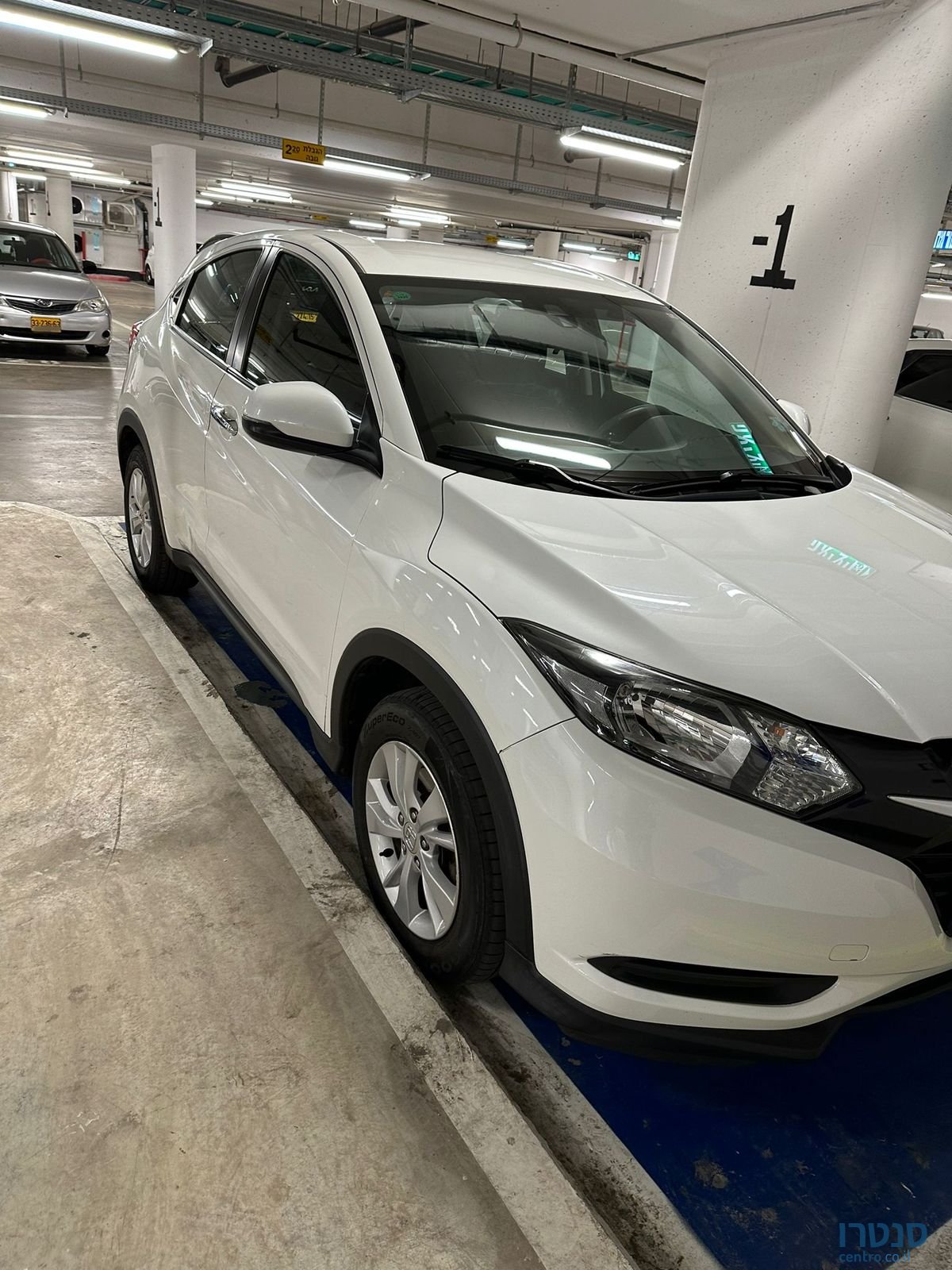 2017' Honda FR-V הונדה photo #3