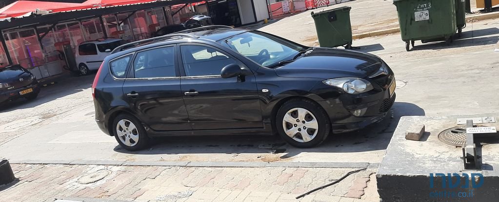 2011' Hyundai I30Cw יונדאי photo #3