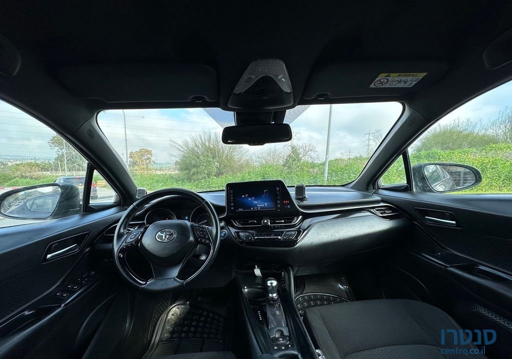 2018' Toyota C-HR טויוטה photo #6