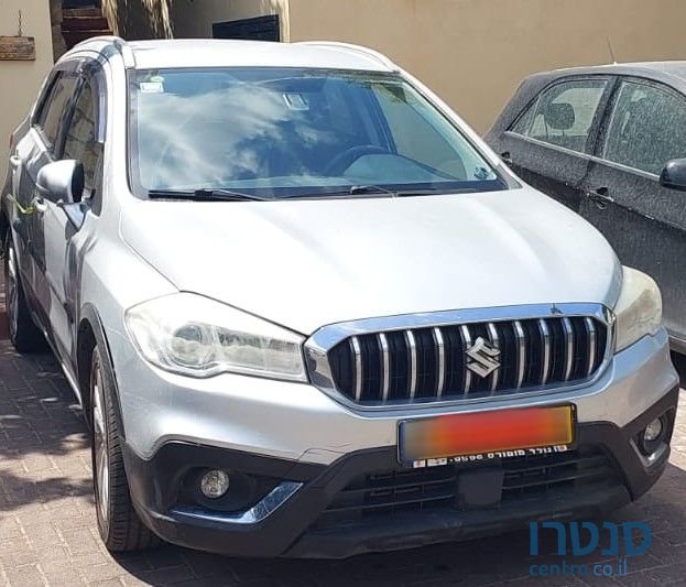 2017' Suzuki SX4 סוזוקי קרוסאובר photo #2