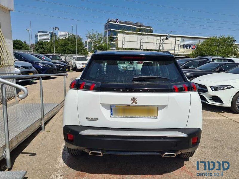 2020' Peugeot 2008 פיג'ו photo #3