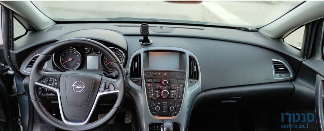 2012' Opel Astra אופל אסטרה photo #2