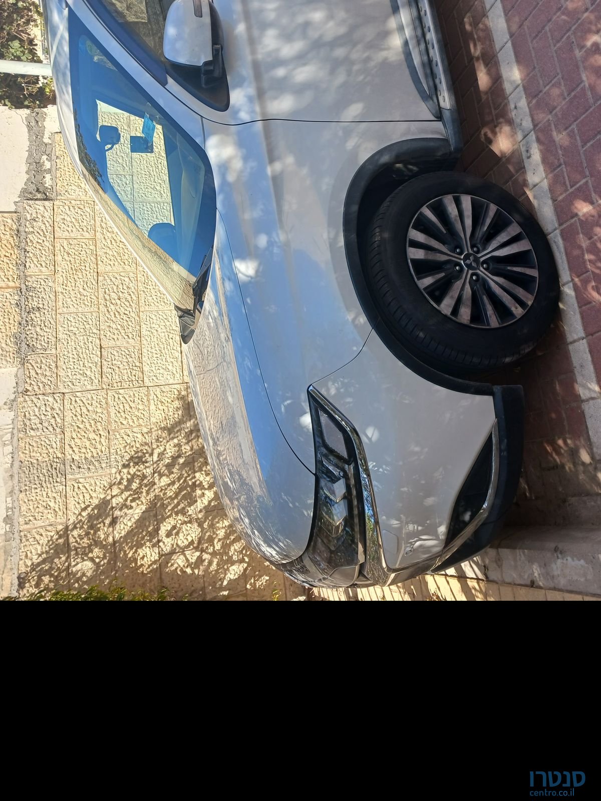 2020' Mitsubishi Outlander מיצובישי אאוטלנדר photo #2