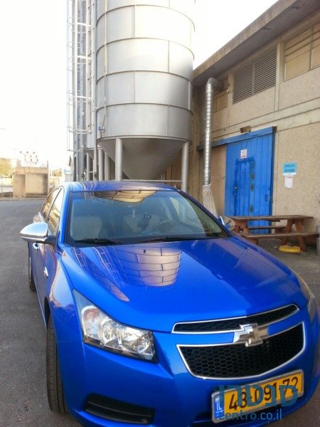 2010' Chevrolet Cruze photo #1