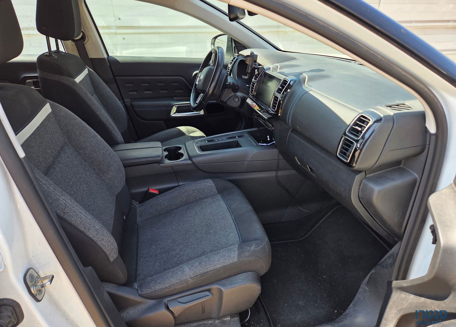 2023' Citroen C5 Aircross סיטרואן C5 איירקרוס photo #4