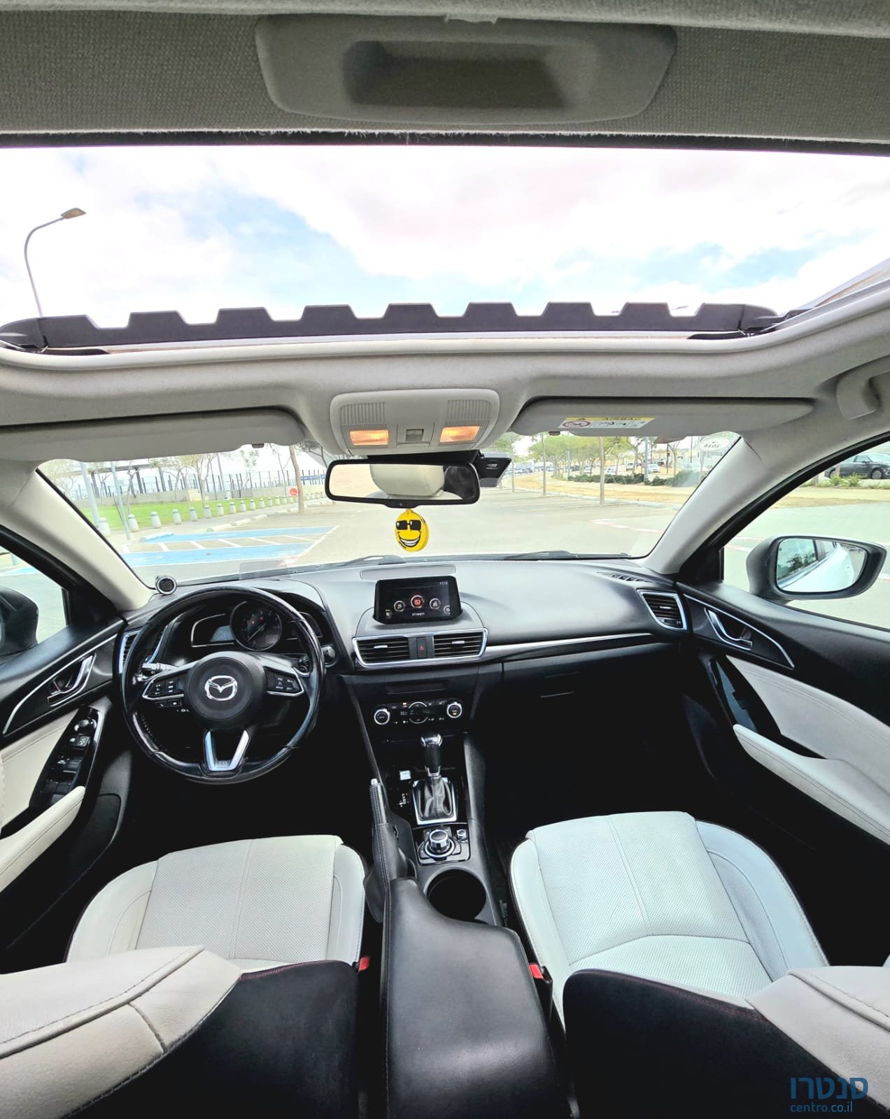 2019' Mazda 3 photo #2