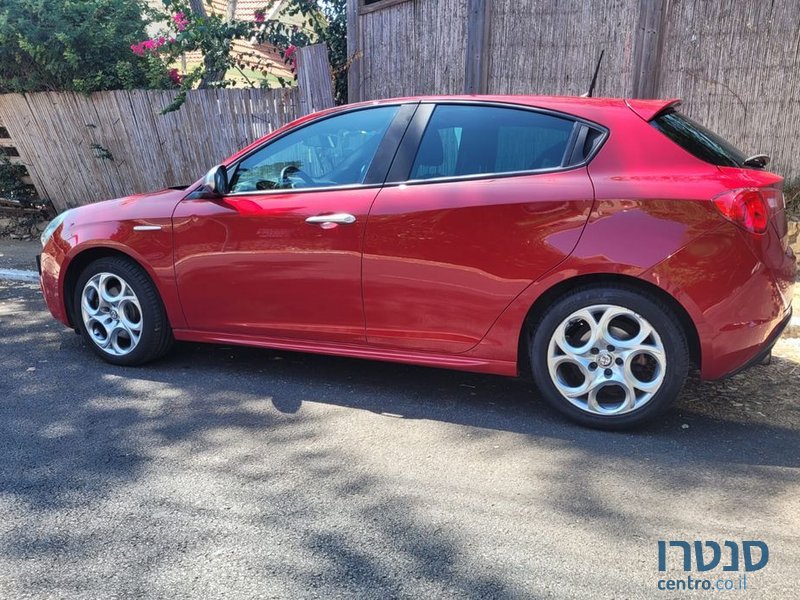 2018' Alfa Romeo Giulietta אלפא רומיאו ג'ולייטה photo #2