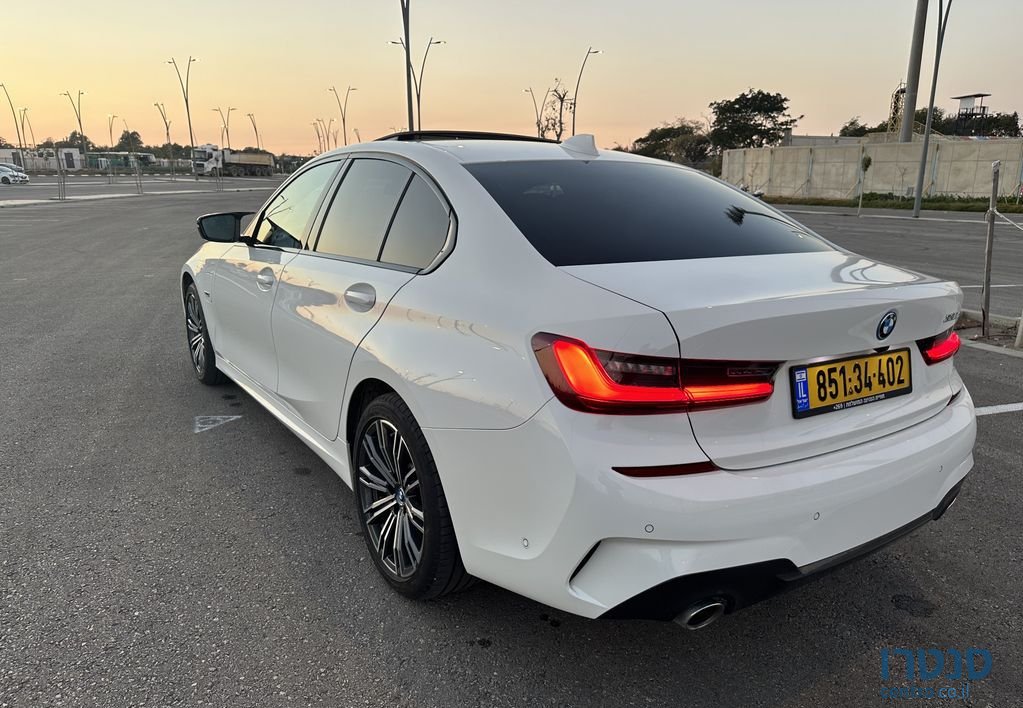 2022' BMW 3 Series ב.מ.וו סדרה photo #4