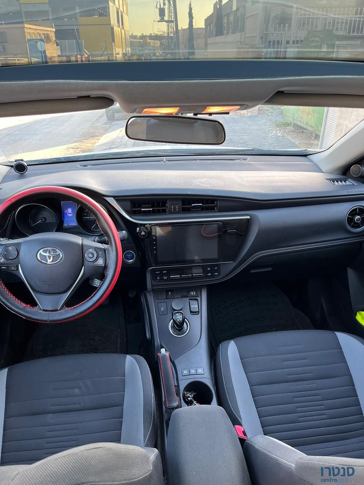 2016' Toyota Auris טויוטה אוריס photo #4