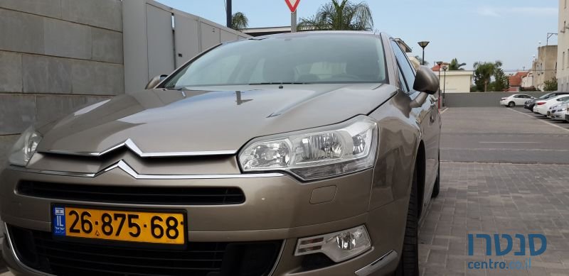 2009' Citroen C5 photo #1