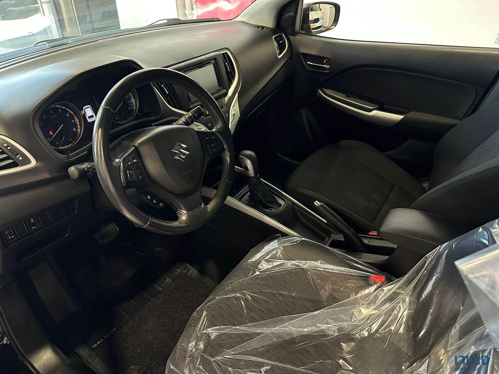 2018' Suzuki Baleno photo #5