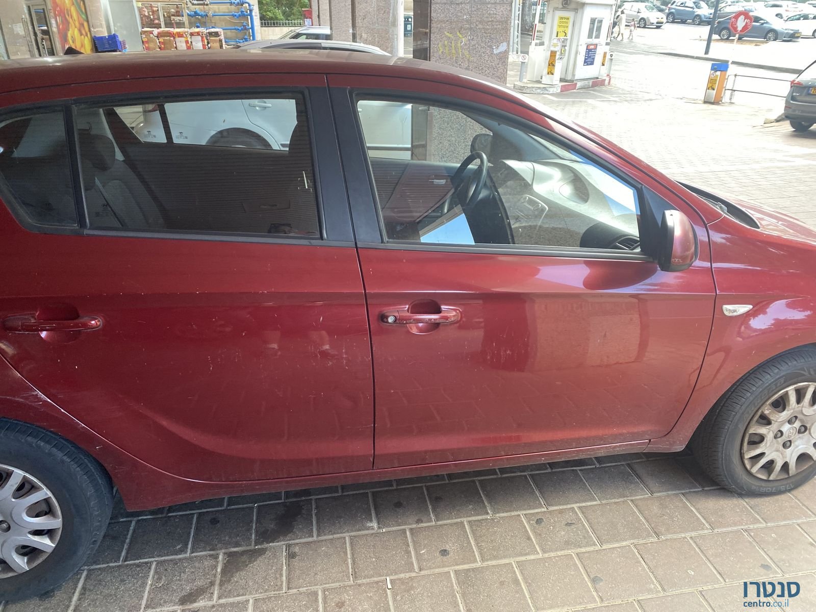 2010' Hyundai i20 יונדאי photo #1