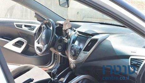 2015' Hyundai Veloster יונדאי ולוסטר photo #2